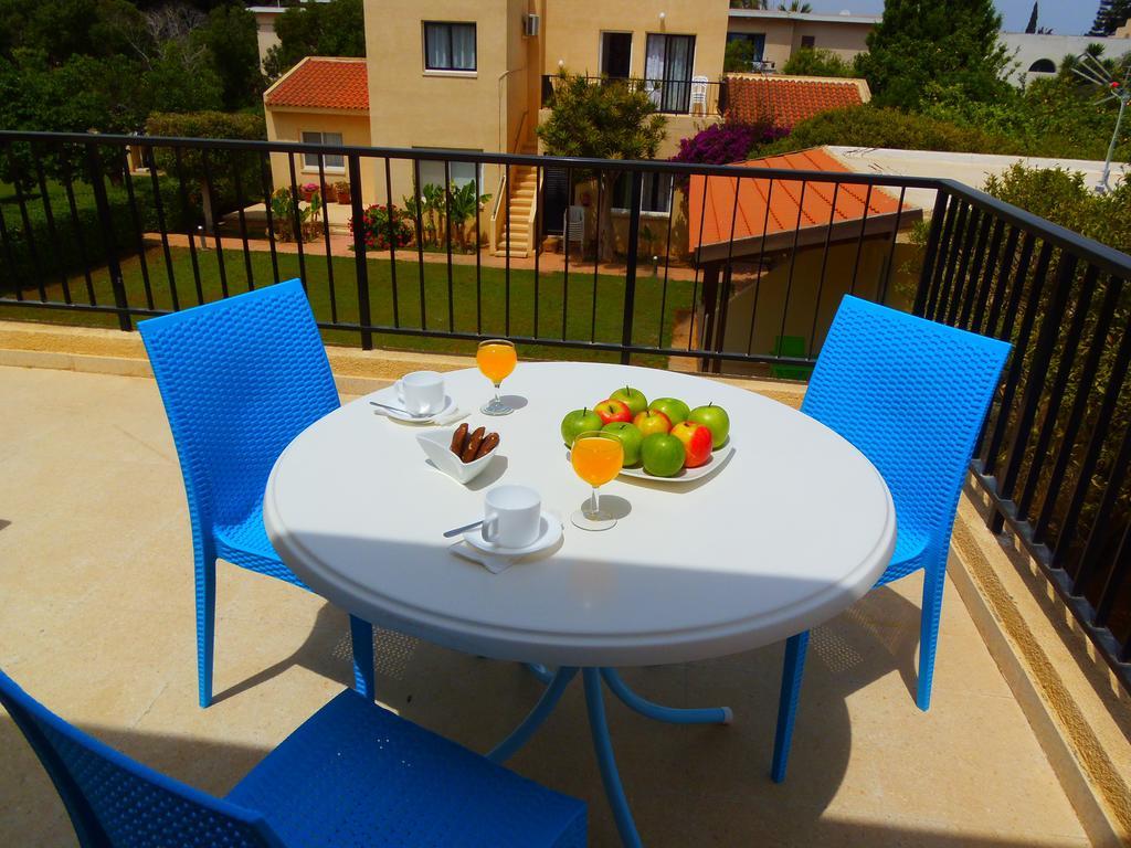 Light & Blue Gardens Apartment Protaras Exterior photo